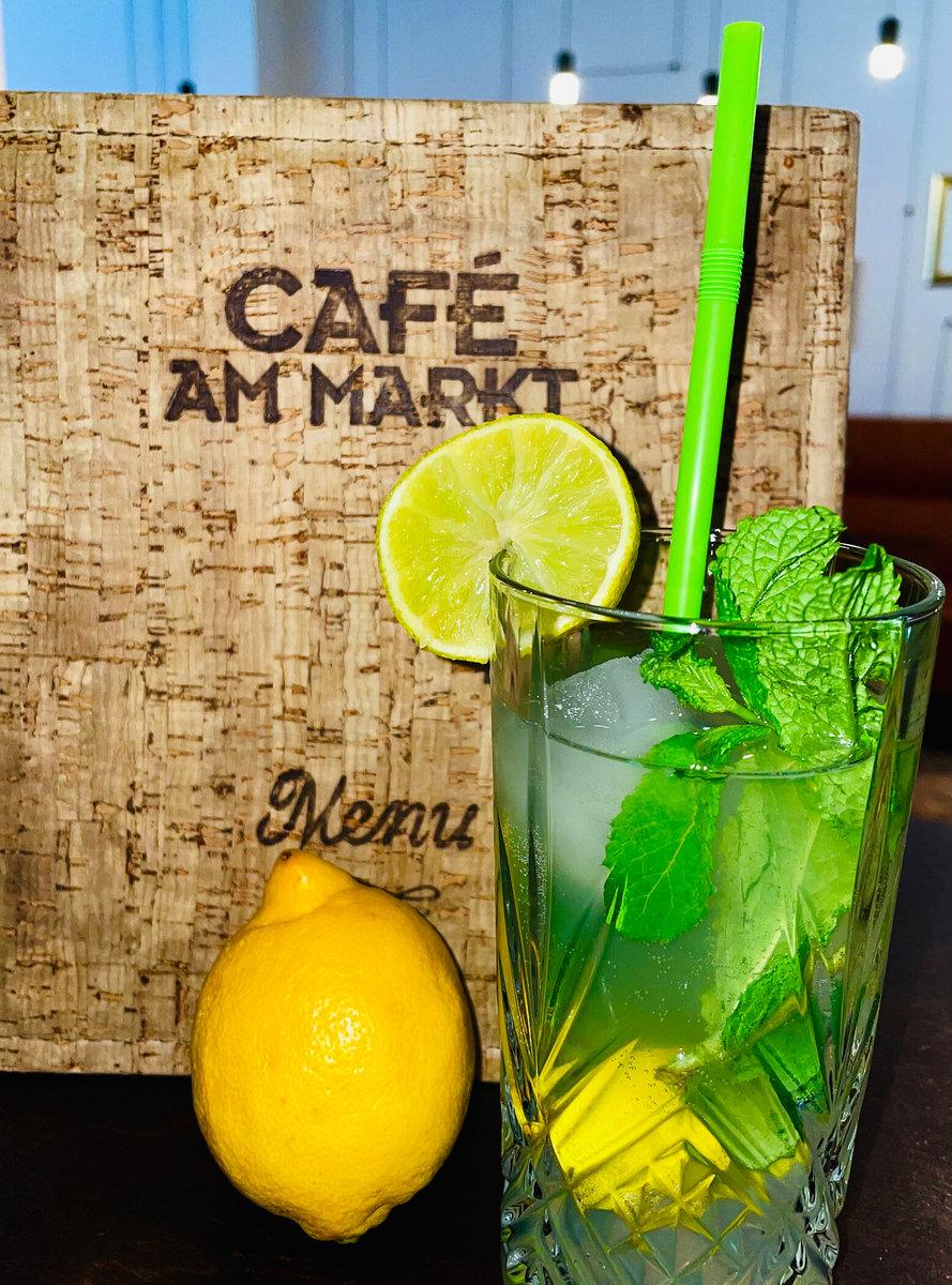 Limonade beim Café am Markt